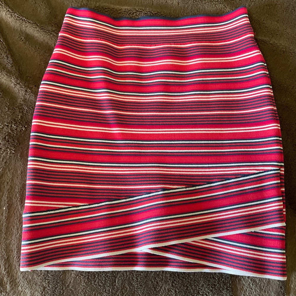 BCBGMAXAZRIA